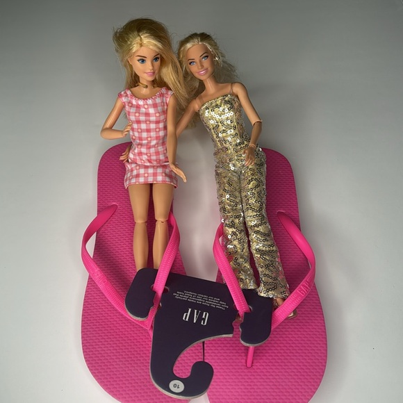 Barbiecore Pink The Gap Flip Flop Slides Beachwear Summer Size 10 Vegan NWT - Picture 9 of 9